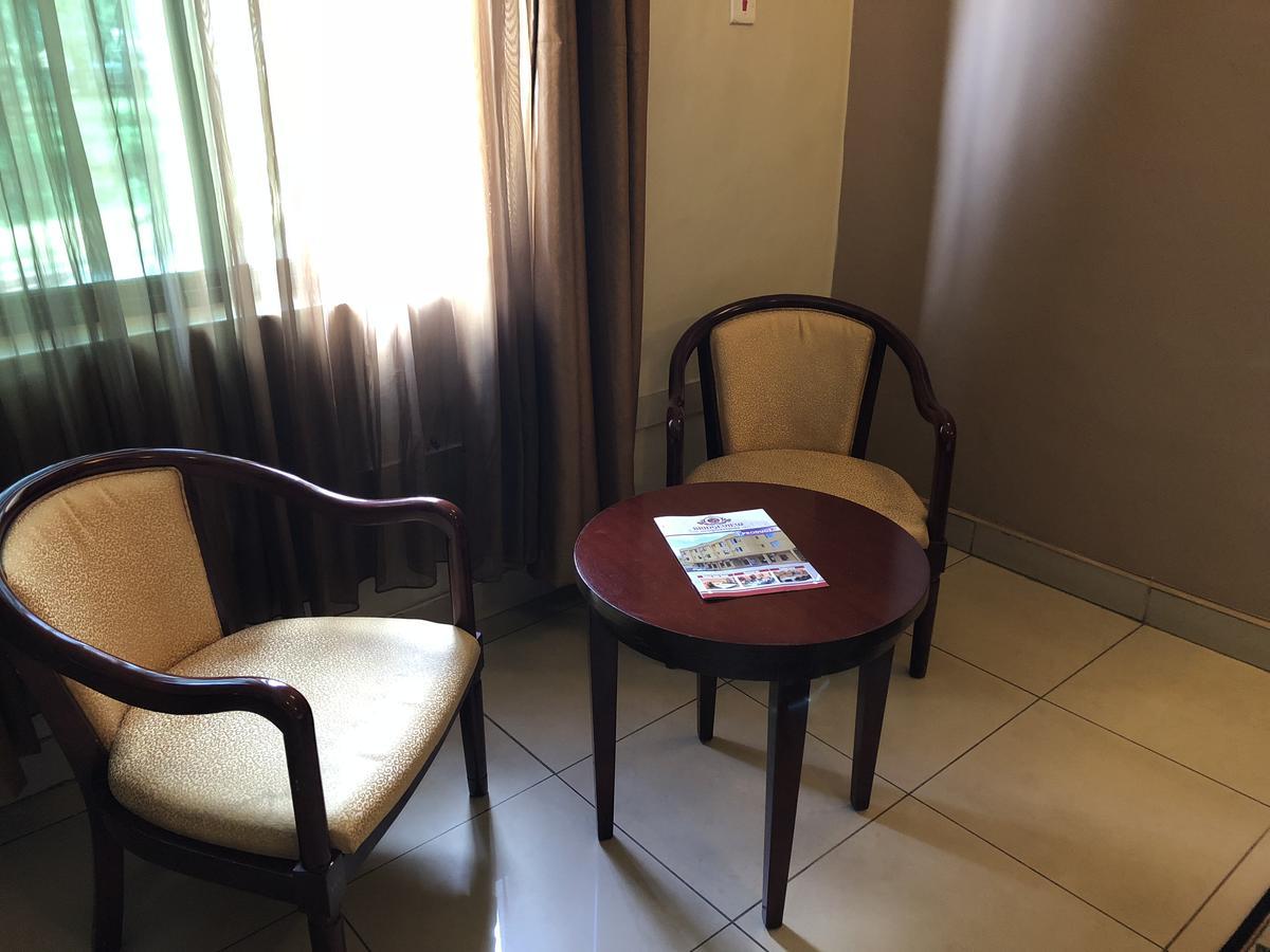 Bridgeview Hotel And Conference Centre ลิลองเว ภายนอก รูปภาพ